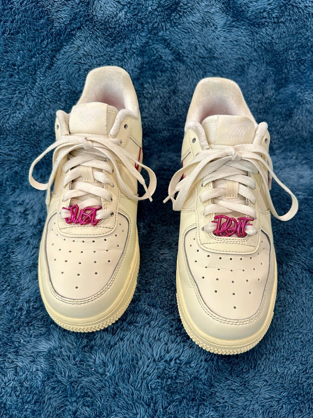 Nike Air Force 1 ’07 SE “Just Do It / Playful Pink with lace charms - Women 8.5